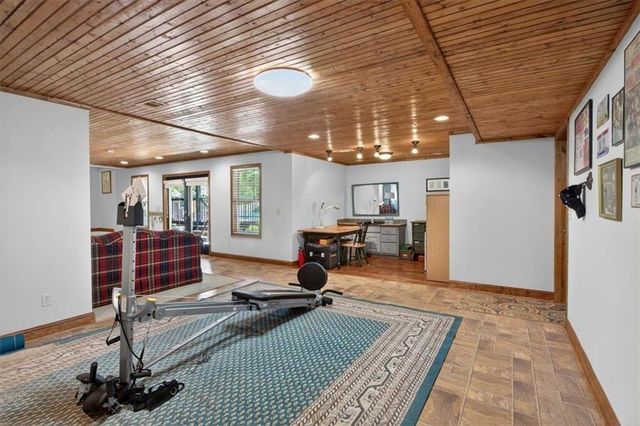 96 Oakridge Lane, Ellijay, GA 30536