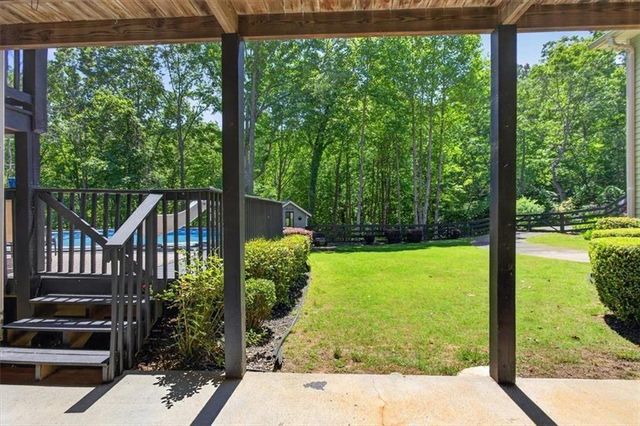96 Oakridge Lane, Ellijay, GA 30536
