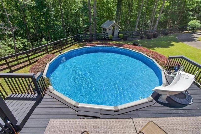 96 Oakridge Lane, Ellijay, GA 30536