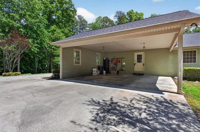 96 Oakridge Lane, Ellijay, GA 30536