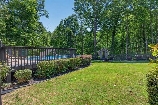 96 Oakridge Lane, Ellijay, GA 30536