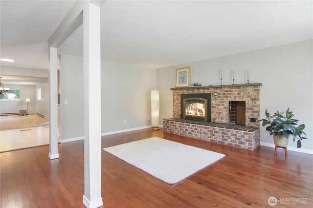 3821 S 250th Street, Kent, WA 98032