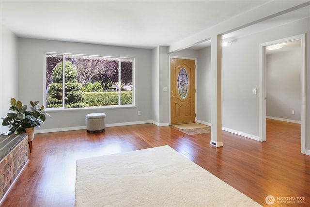 3821 S 250th Street, Kent, WA 98032