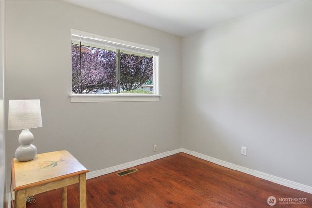 3821 S 250th Street, Kent, WA 98032