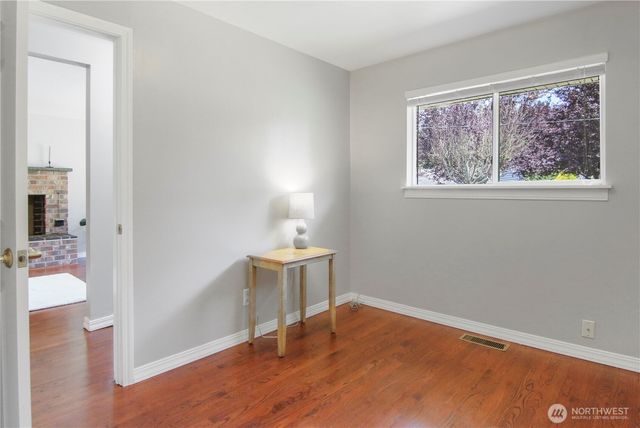 3821 S 250th Street, Kent, WA 98032