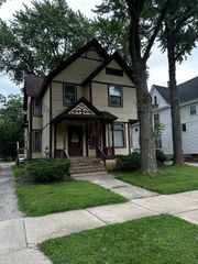 309 N View Street, Aurora, IL 60506