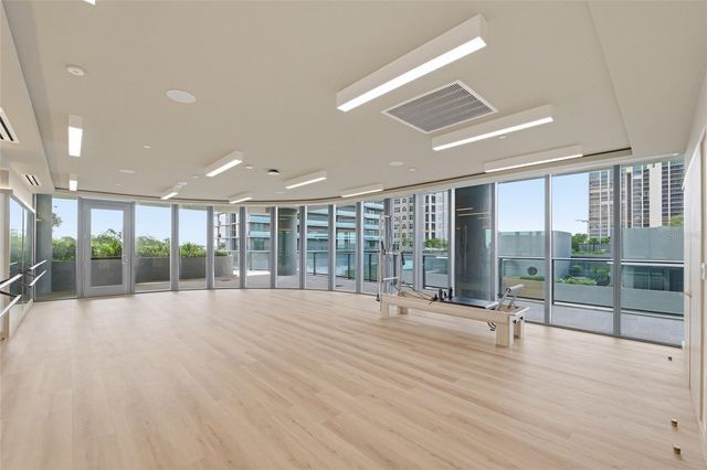 3015 S YSABELLA AVENUE 2102, Tampa, FL 33629