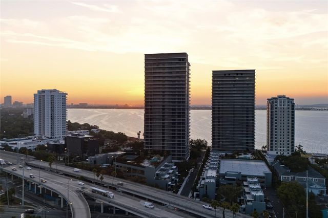 3015 S YSABELLA AVENUE 2102, Tampa, FL 33629