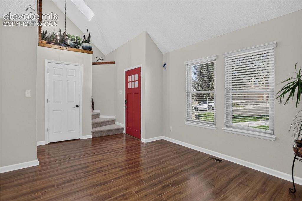 930 Flying Eagle Place, Colorado Springs, CO 80919 — photo 2