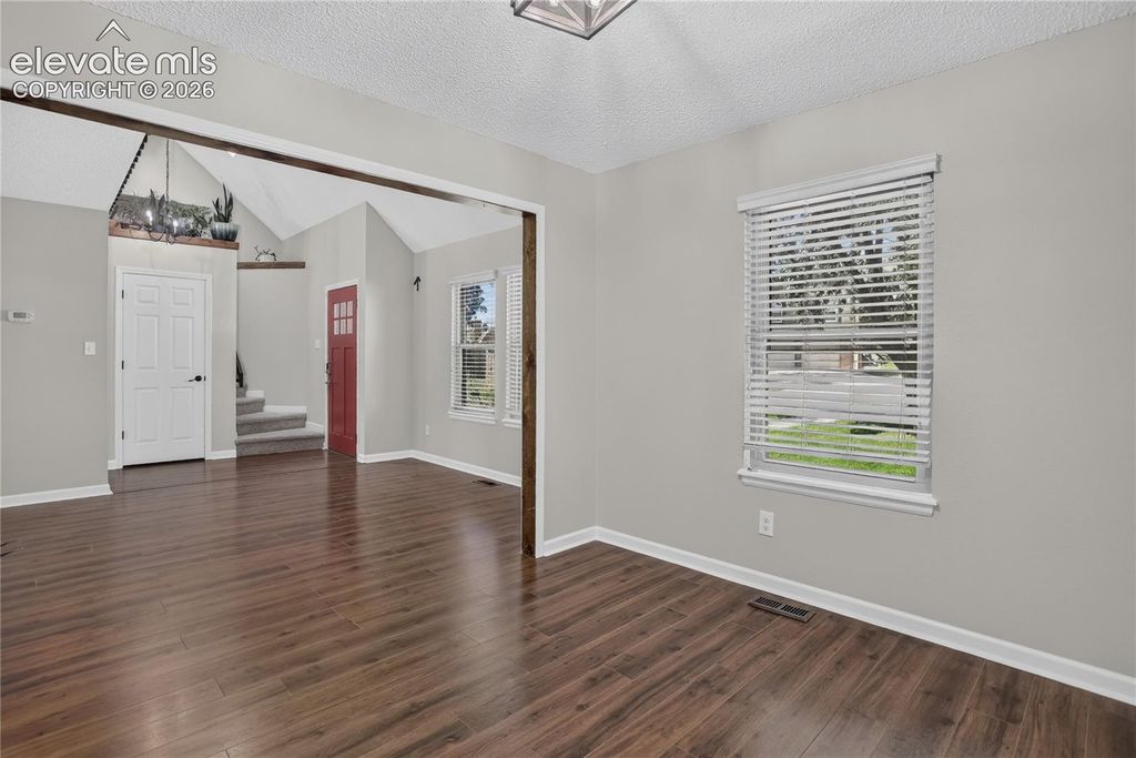 930 Flying Eagle Place, Colorado Springs, CO 80919 — photo 3