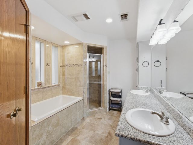 3202 Luallen Drive, Carrollton, TX 75007