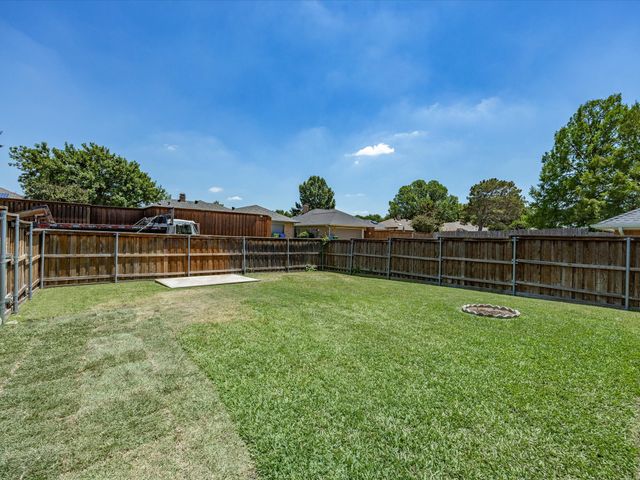 3202 Luallen Drive, Carrollton, TX 75007