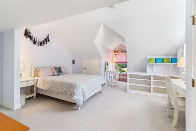 123 Farm Street, Dover, MA 02030
