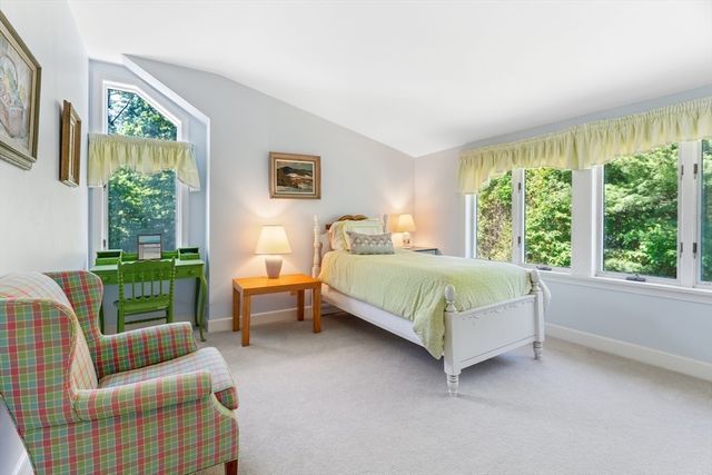 123 Farm Street, Dover, MA 02030