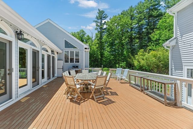 123 Farm Street, Dover, MA 02030