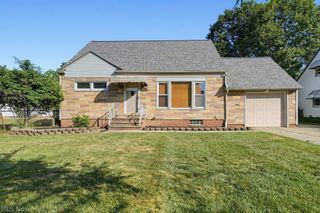 23881 Puritan Avenue, Euclid, OH 44123