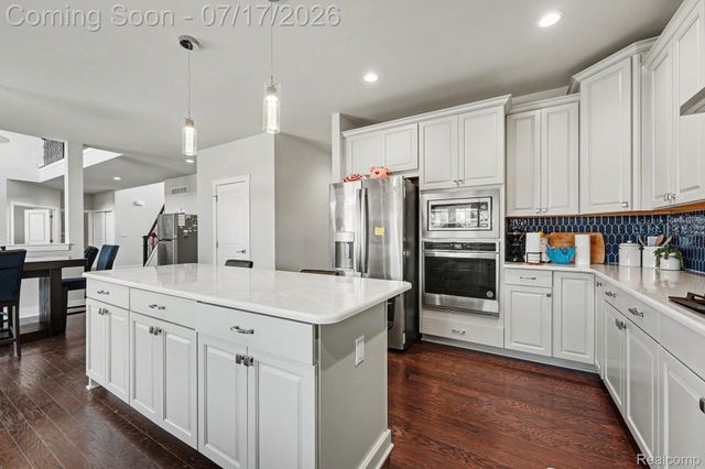 1303 Napa Drive, Canton Charter Township, MI 48187