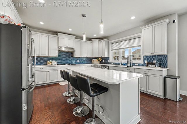 1303 Napa Drive, Canton Charter Township, MI 48187