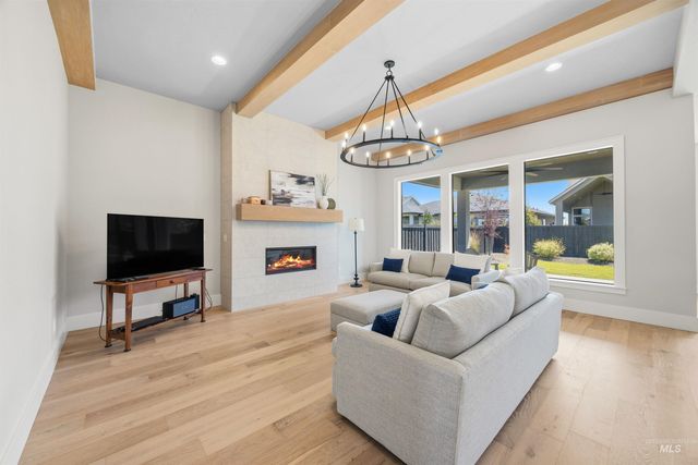 4609 W Durango Dr, Meridian, ID 83646
