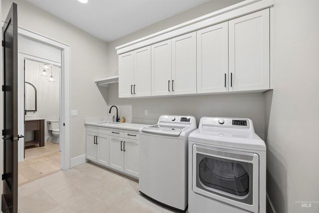 4609 W Durango Dr, Meridian, ID 83646