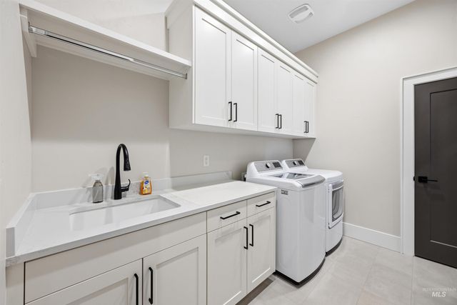 4609 W Durango Dr, Meridian, ID 83646