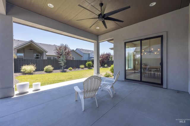 4609 W Durango Dr, Meridian, ID 83646
