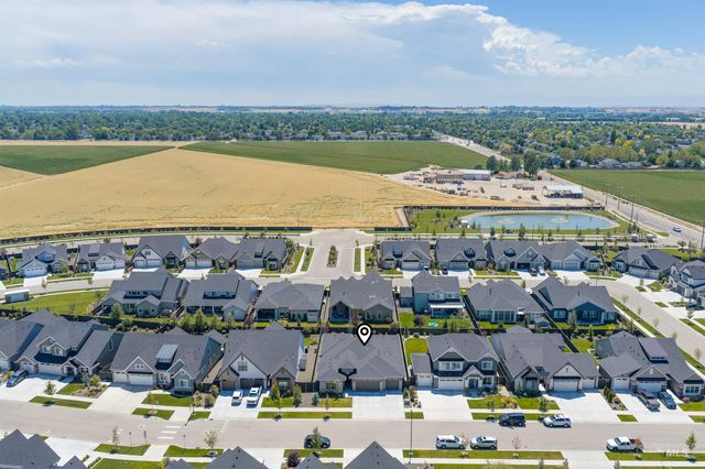 4609 W Durango Dr, Meridian, ID 83646