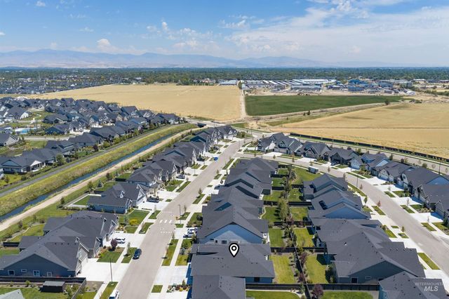 4609 W Durango Dr, Meridian, ID 83646