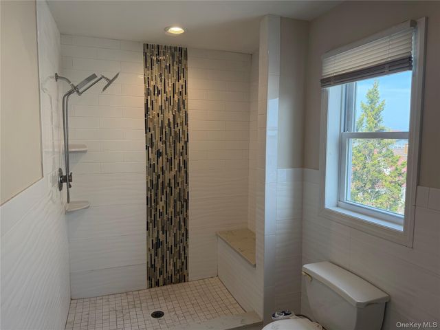 72 Florida Street, Long Beach, NY 11561