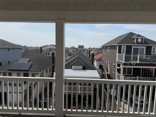 72 Florida Street, Long Beach, NY 11561