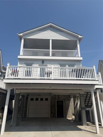 72 Florida Street, Long Beach, NY 11561