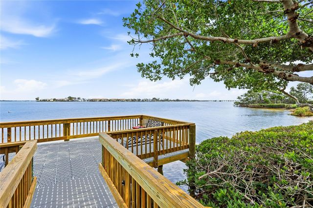 1801 GULF DRIVE N 215, Bradenton Beach, FL 34217