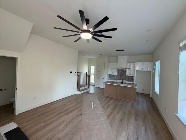 2603 Terry Street B, Houston, TX 77009