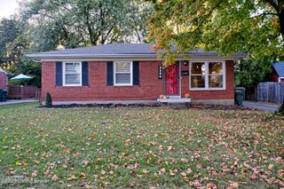 3304 Calais Dr, Jeffersontown, KY 40299