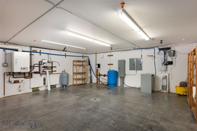 1172 Happy Lane, Belgrade, MT 59714