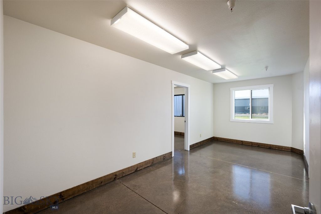 1172 Happy Lane, Belgrade, MT 59714 photo 2