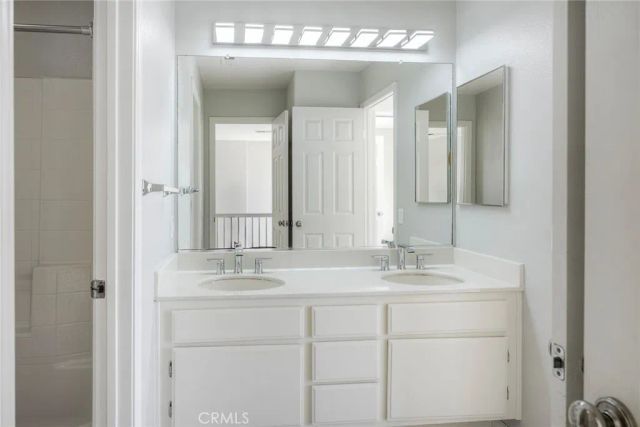 123 GAUGUIN, Aliso Viejo, CA 92656