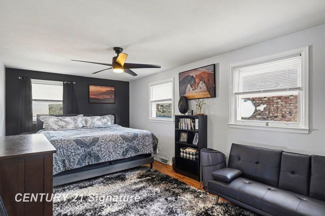 680 N Frost Drive, Saginaw Twp, MI 48638