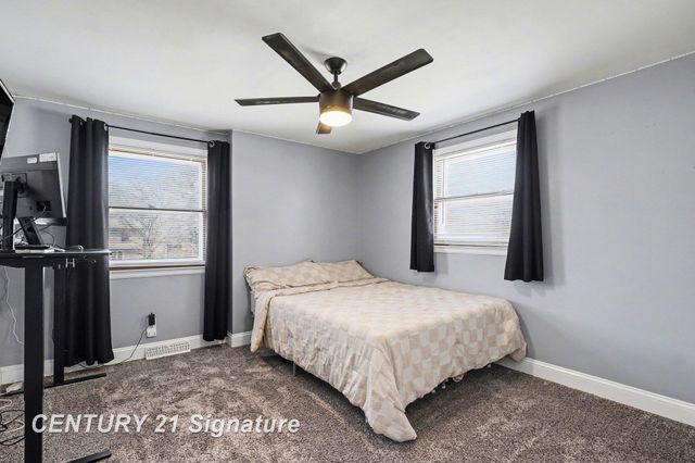 680 N Frost Drive, Saginaw Twp, MI 48638