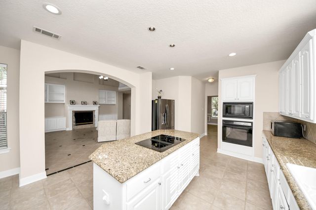 11 Stone Terrace, Sugar Land, TX 77479
