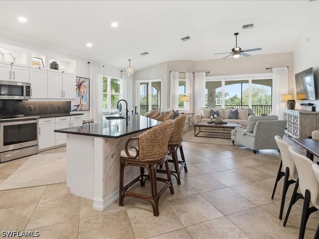 1259 Rialto WAY 201, Naples, FL 34114