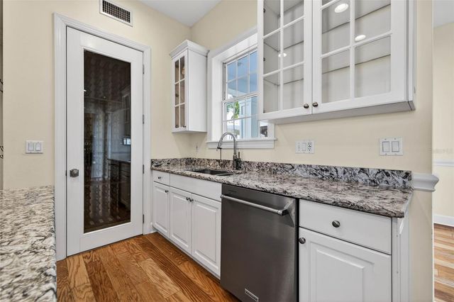 7917 BAYOU CLUB BOULEVARD, Seminole, FL 33777