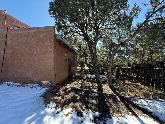 9 Ravens Ridge, Santa Fe, NM 87505