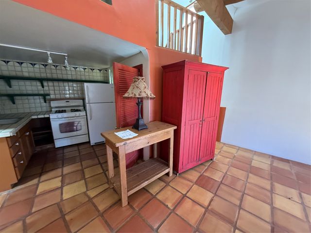 9 Ravens Ridge, Santa Fe, NM 87505