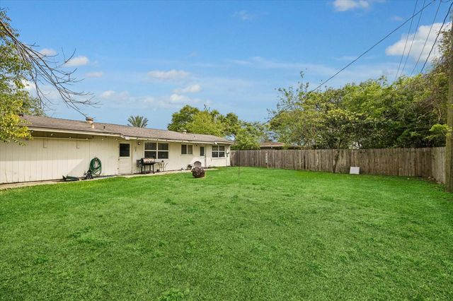 6821 Leader Street, Houston, TX 77074