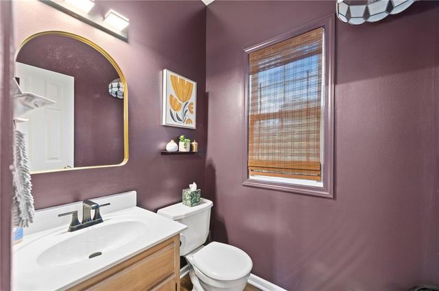 6725 N Nevada Avenue, Parkville, MO 64152
