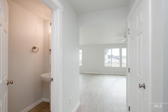 18404 N Sweet William Ave, Nampa, ID 83687