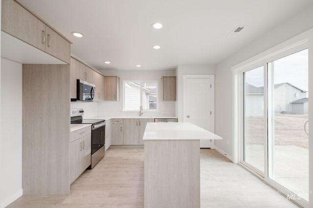 18404 N Sweet William Ave, Nampa, ID 83687