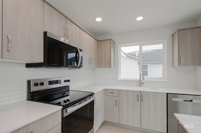 18404 N Sweet William Ave, Nampa, ID 83687