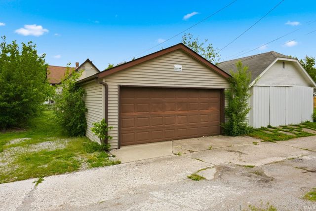 1421 Swinney Avenue, Fort Wayne, IN 46802